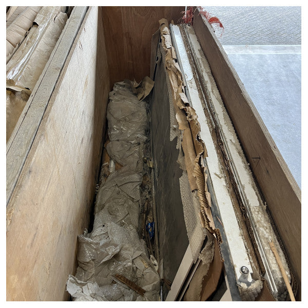 تريند مارين ألومنيوم ألومنيوم 2 جناح باب فناء من الألومنيوم 2 جناح أبيض 1850 × 1900 مم