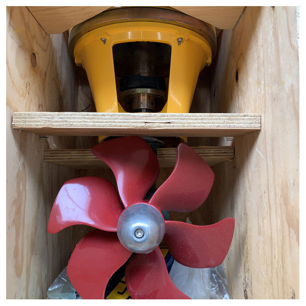 Vetus BOW160CE 160 KGF носов и кърмов подрулващ механизъм 24V 250mm