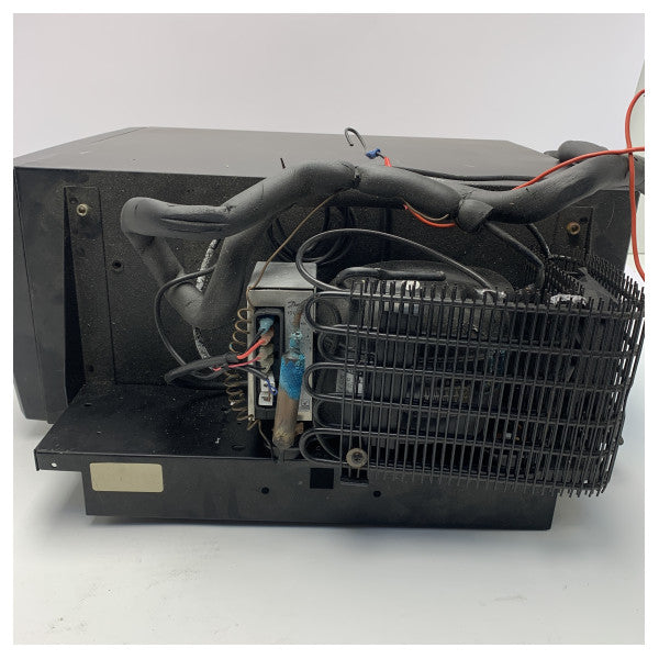 KULLANILMIŞ Dometic CoolMatic CD-30 DC 30L çekmeceli buzdolabı 12/24V