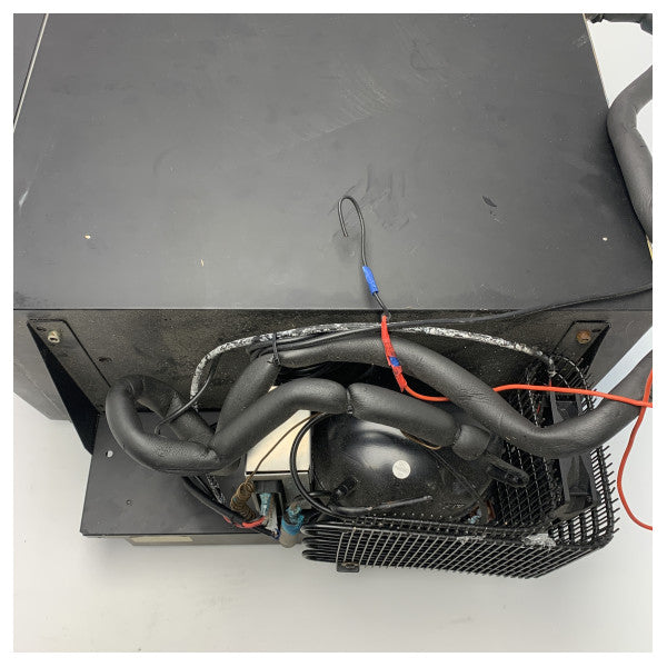 KULLANILMIŞ Dometic CoolMatic CD-30 DC 30L çekmeceli buzdolabı 12/24V