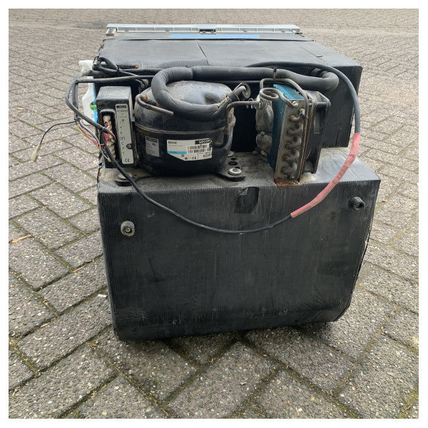 Dometic Weaco Coomatic CRX65 65L コンプレッサー冷蔵庫 12/24V