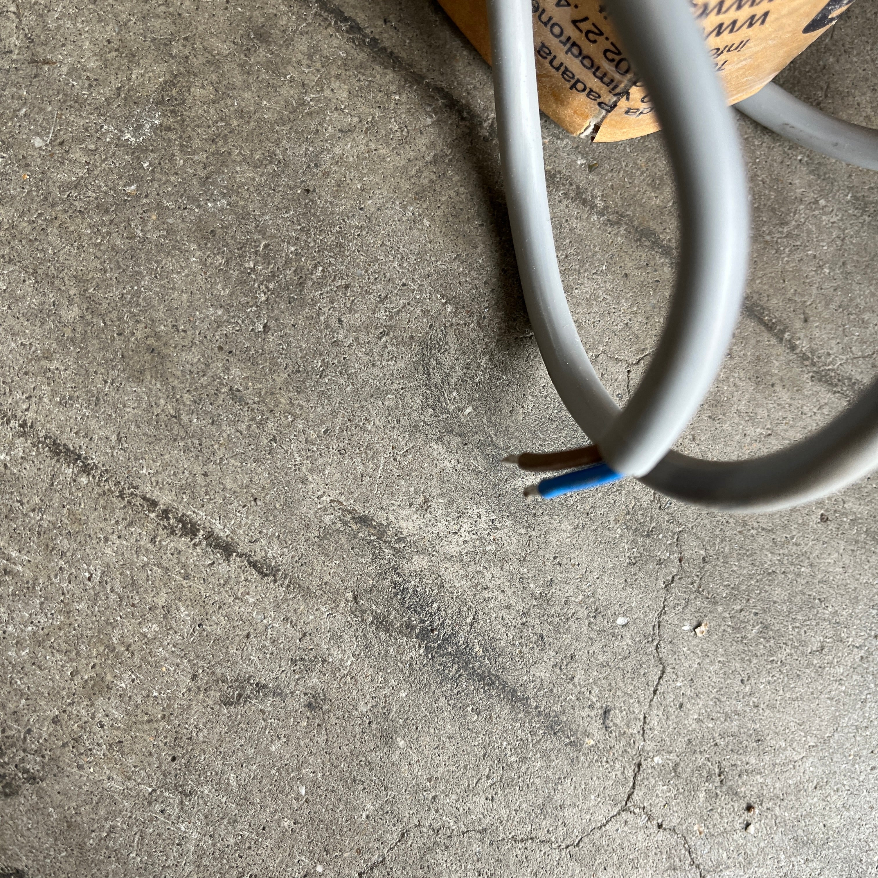 Електрически регулируем алуминиев крак за маса Barka 24V - 18998