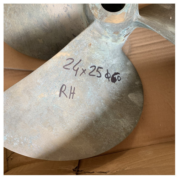 Пропелер Eliche Radice 4-лопатевий 24 x 25 LH 60MM I2425LH60