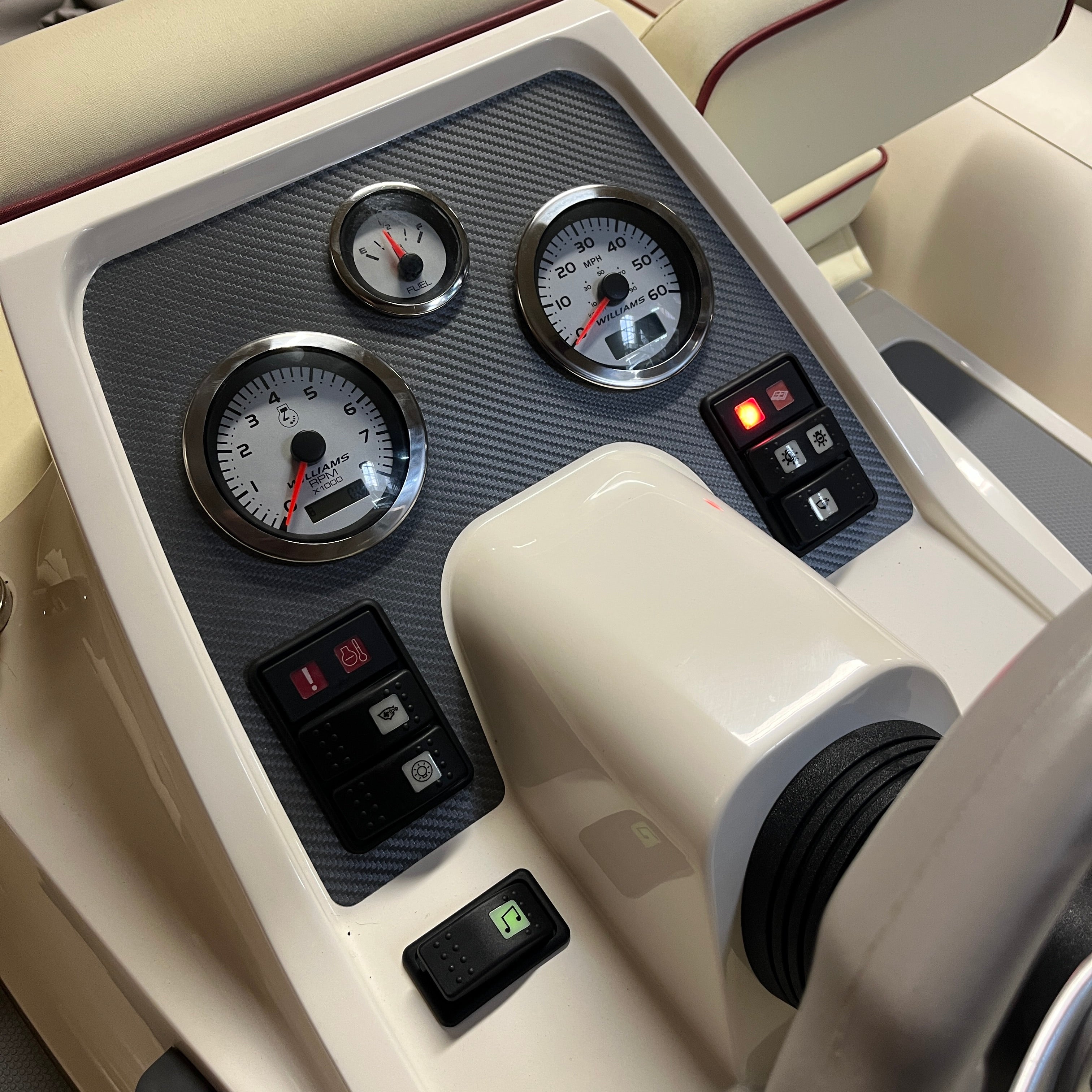 Невикористаний Williams Jet Tender Turbojet 385 з 2016 року з аудіо та УКВ 100 к.с. 0 мотогодин