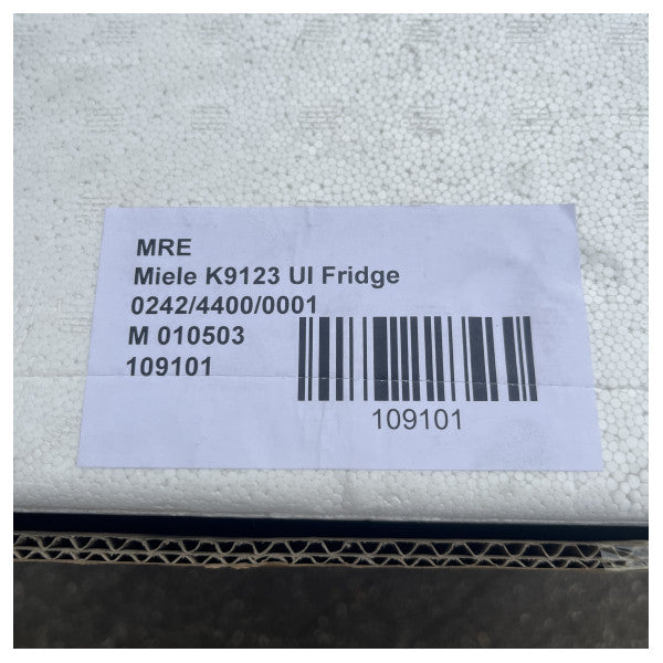 ミーレ K9123UI ビルドイン カウンター下コンプレッサー冷却冷蔵庫 230V