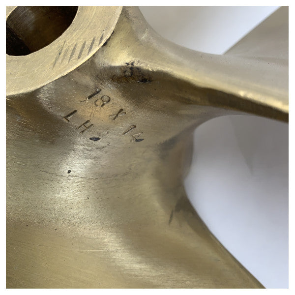 Elica Vetus P4E18X14L a 4 pale da 18 x 14 pollici LH 35 mm