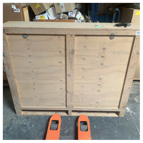 Fremtidig automatisering PLH-H-AV55-LHH 55 tommers marine TV-heis