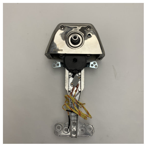 Vetus RCTOPS з одним двигуном з ручним керуванням зверху