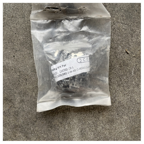 Żaluzje bulajów Hanse 505 i 508 - TBF0235