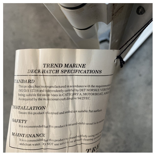 فتحة السطح العلوي المكشوف البيضاء من تريند مارين 1060 × 625 مم بدون مقابض