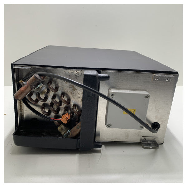 Dometic Condaria Giant 4 9000 BTU meri-ilmankäsittelylaite 230V