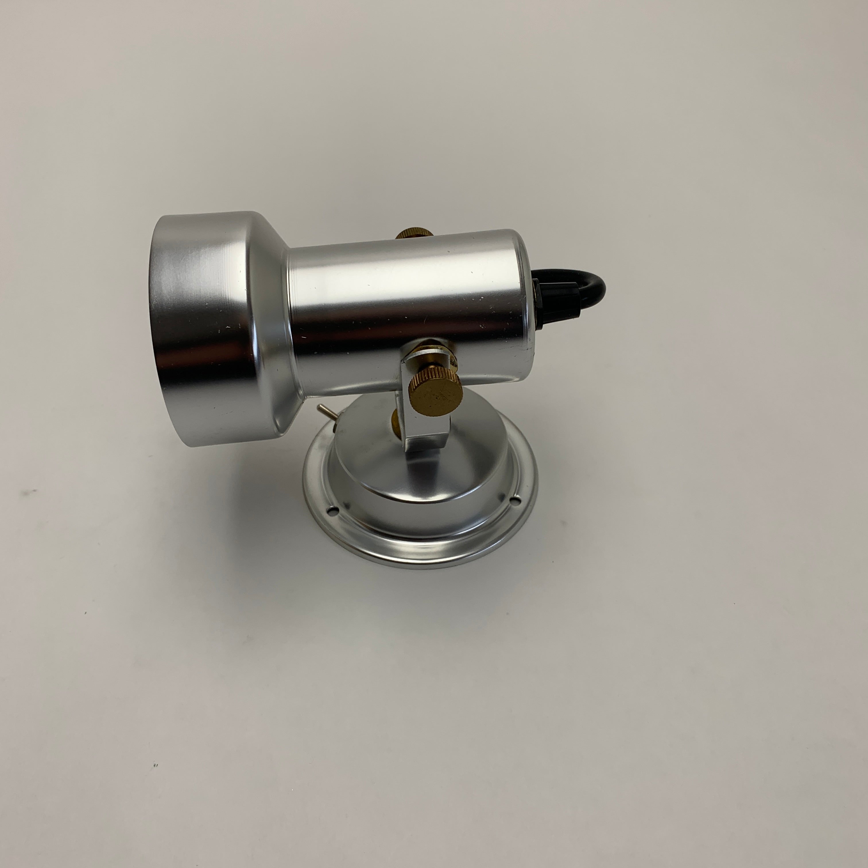 Vetus FINCH регулируема светлина за четене хром 12/24V