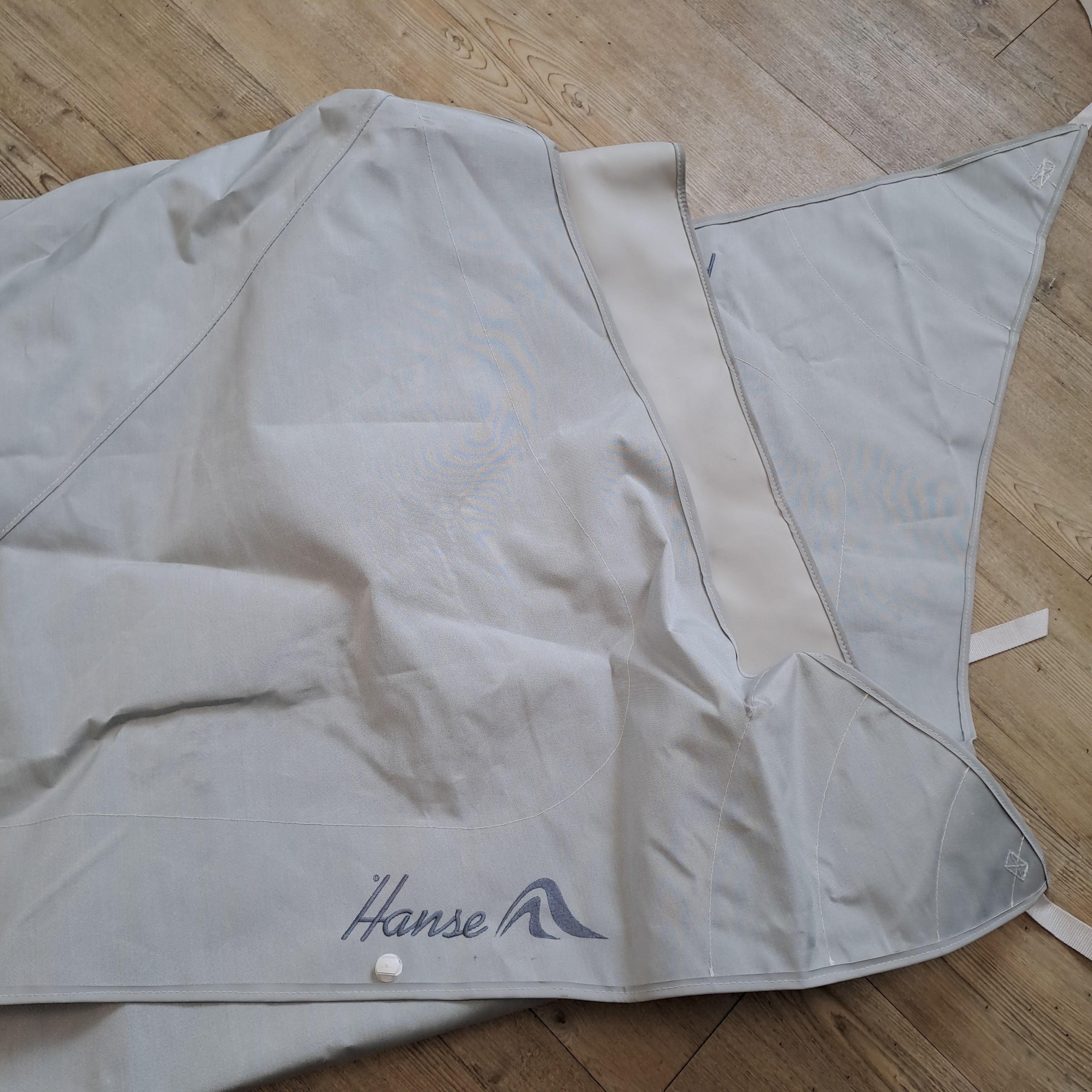 Hanse 470 Spray hood Light Gray