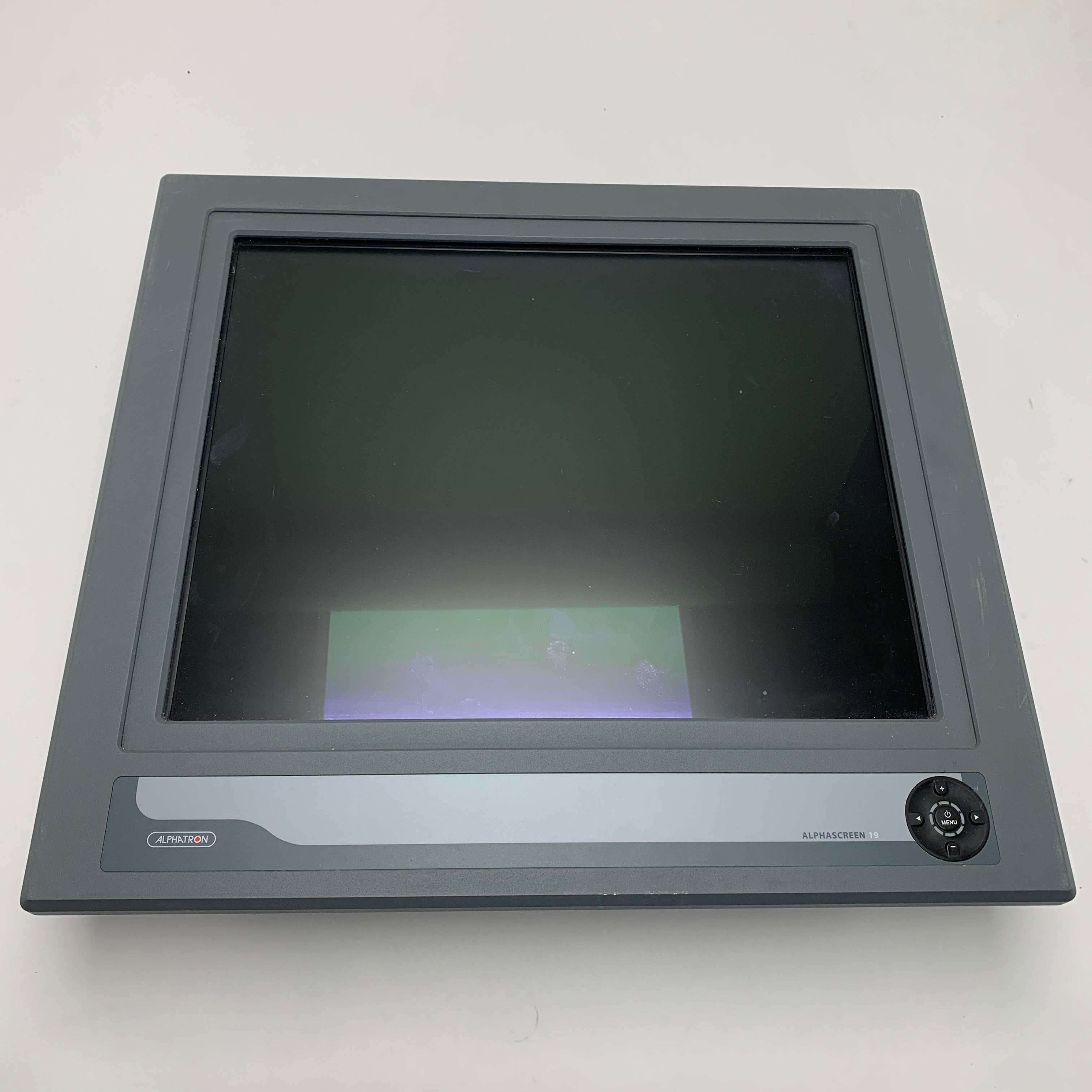 ΧΡΗΣΙΜΟΠΟΙΗΜΕΝΟ Hatteland Alphatron JH 19T14 19 ιντσών πολυλειτουργική θαλάσσια οθόνη