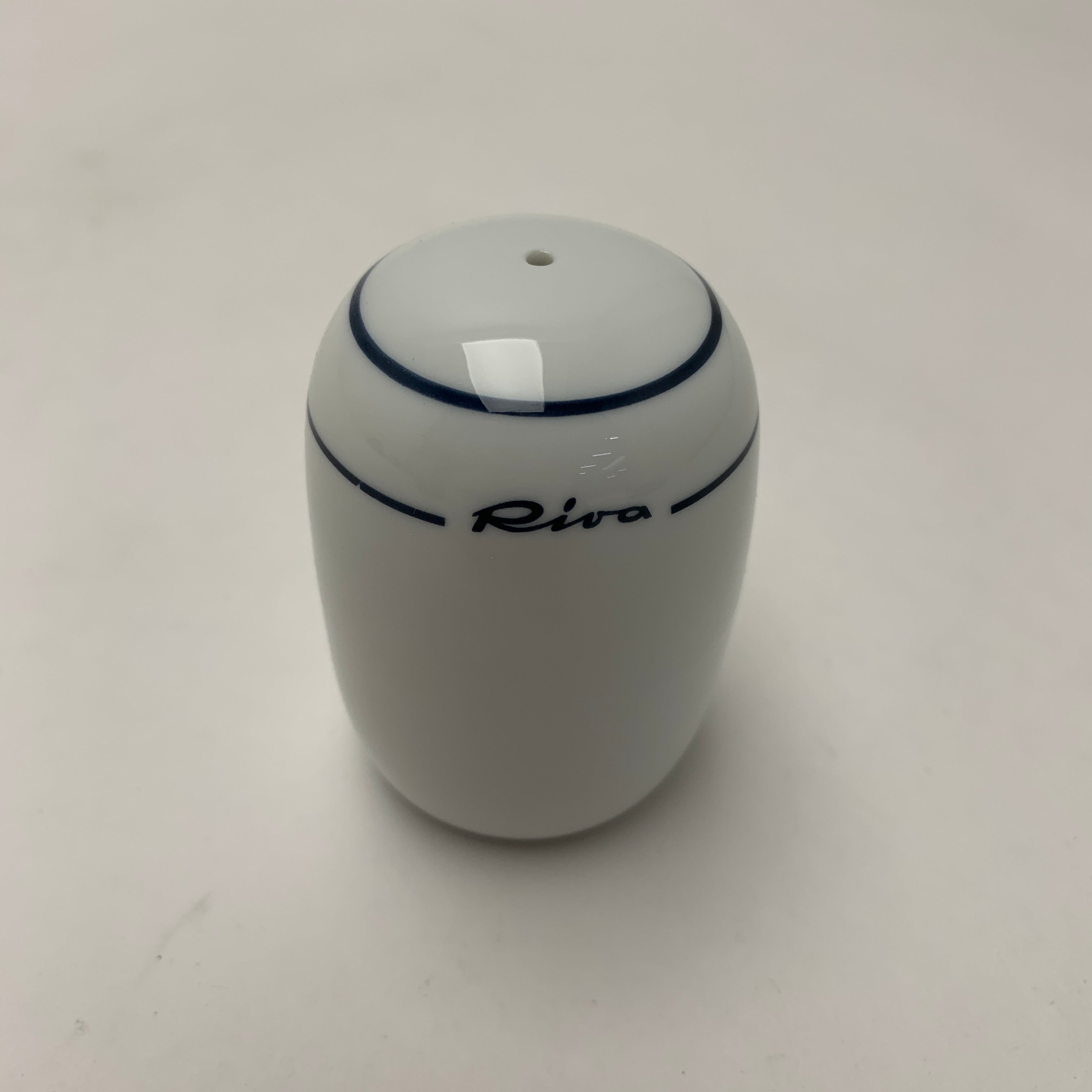 Riva | Richard Ginori 027 1895 peberbeholder i porcelæn