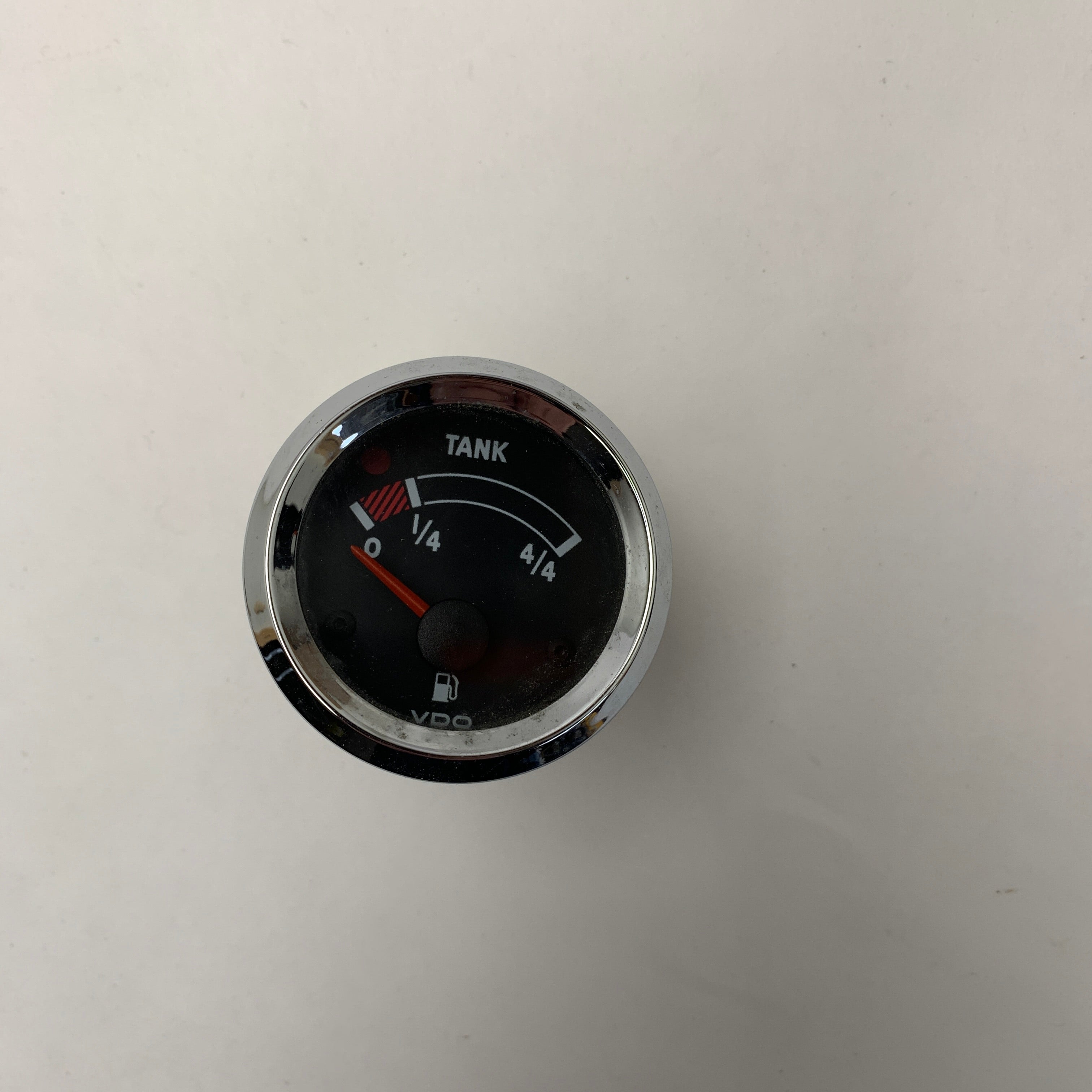 VDO N 02 223 201 siyah depo seviye göstergesi 52 mm