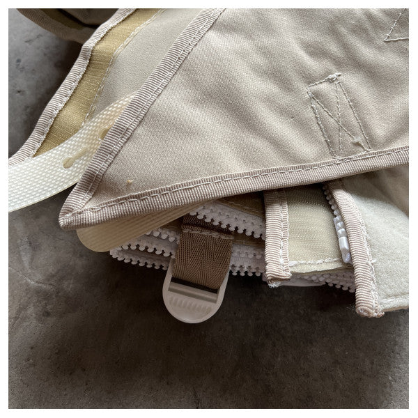 Sessa Marine Iscamorada S32 бежово платно за кокпита - 049545