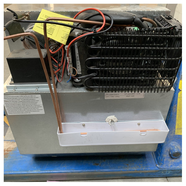 ثلاجة أدراج بضاغط ضاغط DR55 سعة 55 لترًا بضاغط 12/24 فولت - 3055BH2P00015