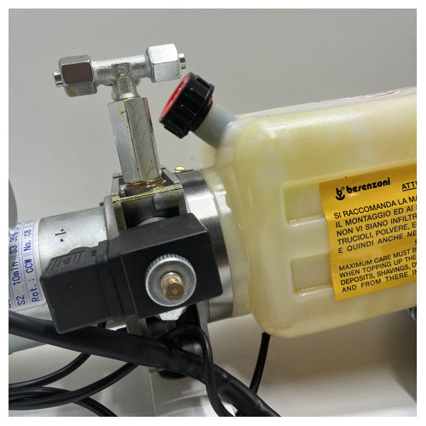 Besenzoni Pack Hidráulico Función única 12V - 350W - 36505