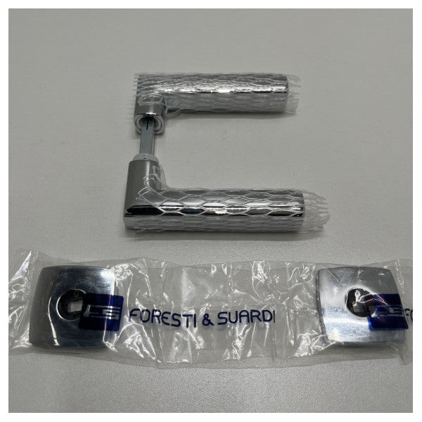 Foresti Suardi messinkinen ruostumattomasta teräksestä valmistettu ovenkahvasarja neliö - 480A.C