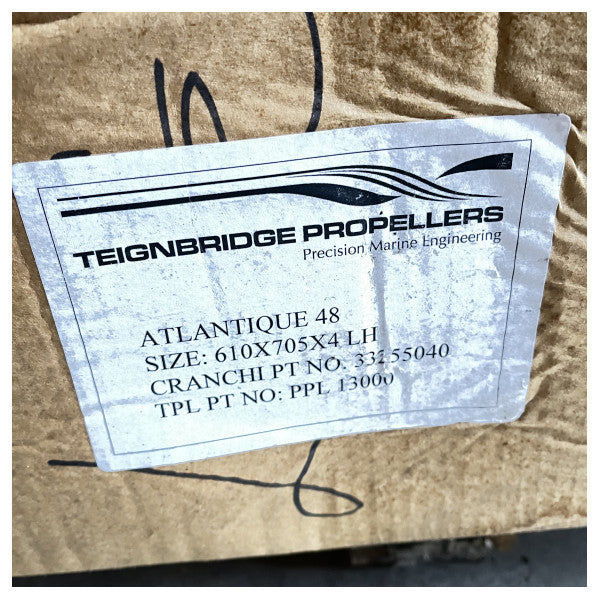 Placa de acero inoxidable de Metrocast para el estribor cranchi - 55154377