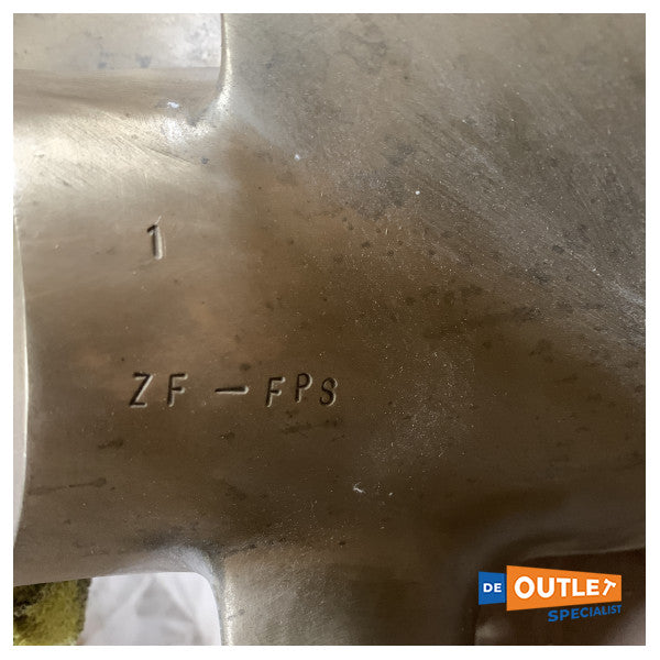 مروحة مروحة ZF Mathers ذات 4 شفرات ذات 4 شفرات نيبالية 782 × 959 RH - 68130N