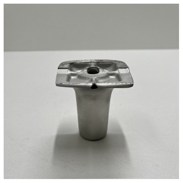 Beneteau ruostumattomasta teräksestä valmistettu septeri | kaiteen jalka 32 mm - 956601