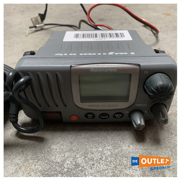 Raymarine Ray49E DSC D-luokan VHF KÄYTETTÄVÄ - E43035