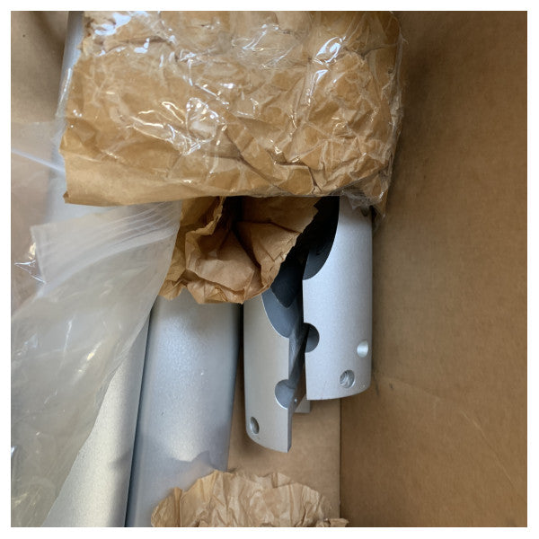 Scanstrut LMB-A2 itsetasaava tutkan maston kiinnityslaite (back stay)