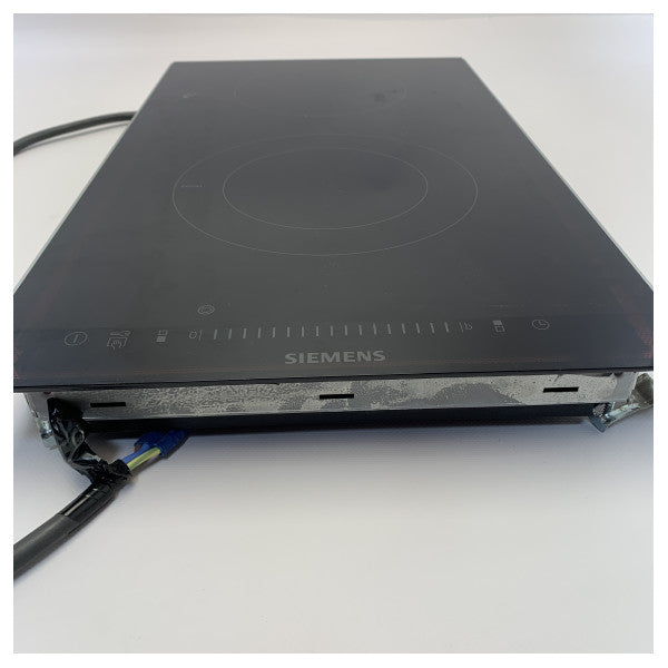 Употребяван двоен индукционен плот Siemens 30 cm domino - ET375FFP1E/01