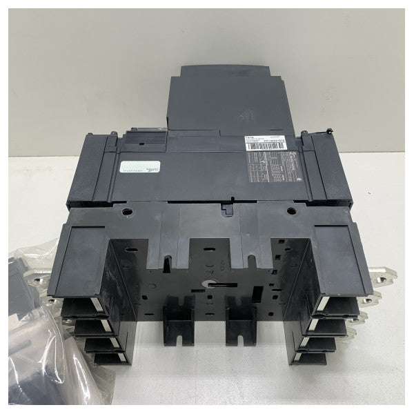Schneider Electric compact switch 4P - 630A - NSX630NA