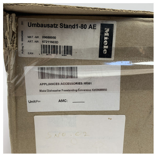 Miele Marine Conversion Kit Stainless Steel ビルトインアンダーアプライアンスをフリースタンディングアプライアンスに変換するためのキットです。