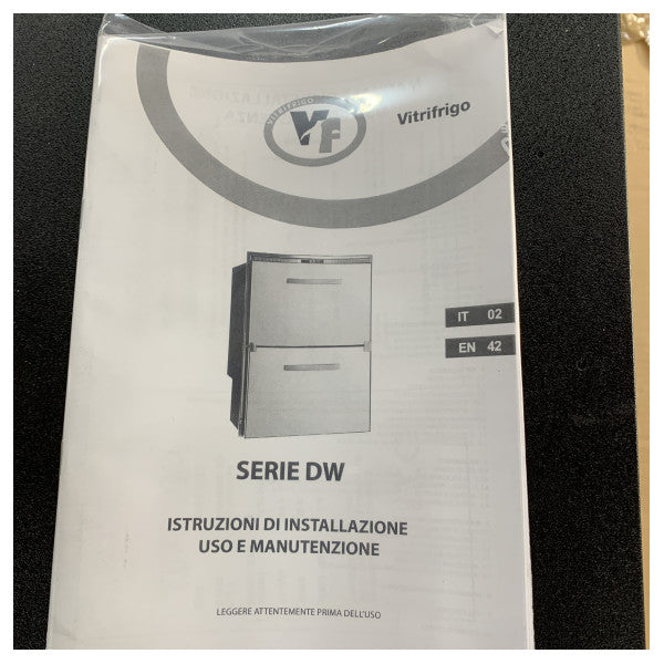Vitrifrigo DW70 70L Sea Drawer Marine Refrigerator 12/24V コンプレッサー冷蔵庫 