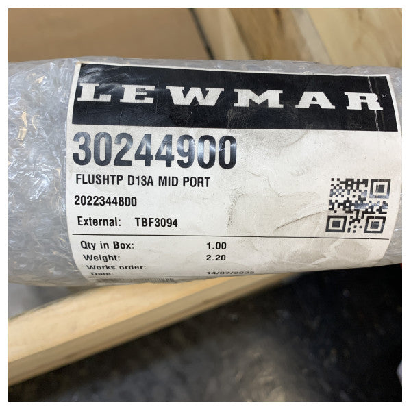 Lewmar 30244900 نافذة مدمجة بزاوية ميتري Portlight D13A Mid Port 