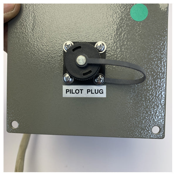 Furuno AIS Pilot Plug Interface FA-100 R150 - OP24-3 - Käytetty 