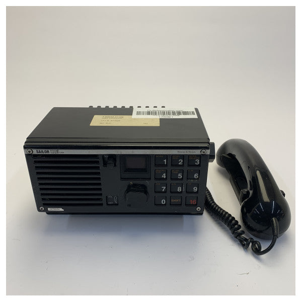 Морська VHF-радіостанція Sailor RT2048 з телефонною трубкою - вживана 