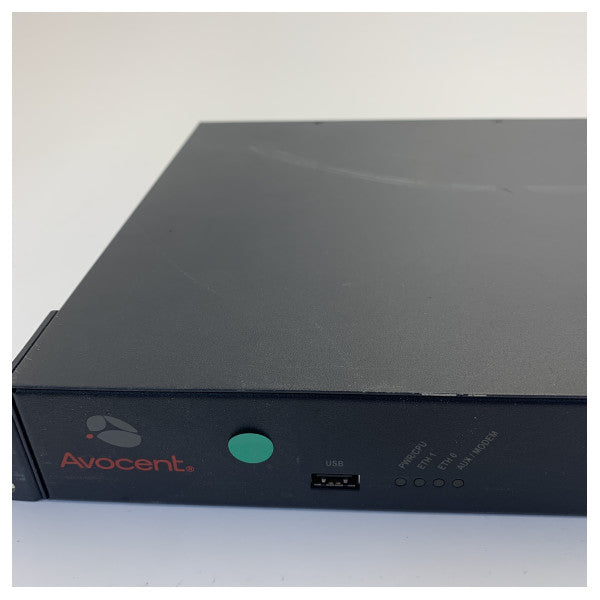 Avocent ACS6008 8-port Advanced Console Server KVM over IP-switch - Brugt 