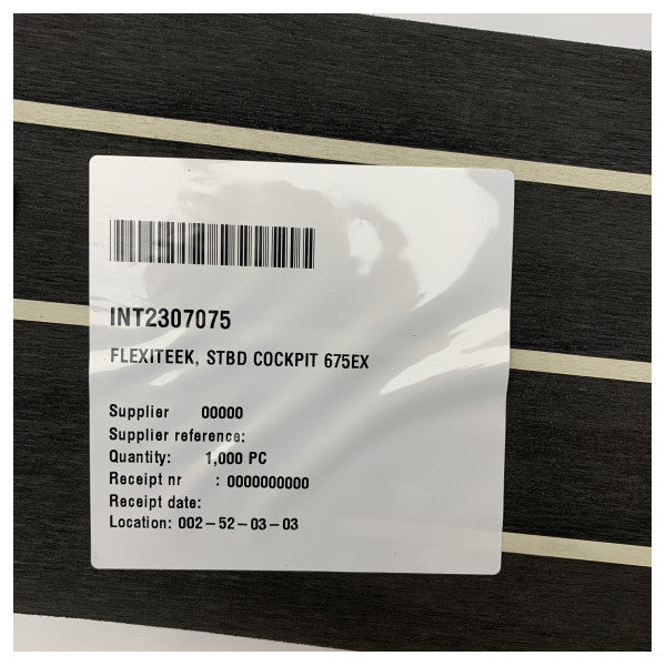 كويكسيلفر 675 بايلوت هاوس إكسبلورر الجانب الأيمن مع خشب الساج الأسود مخصص لقمرة القيادة - 2307075 