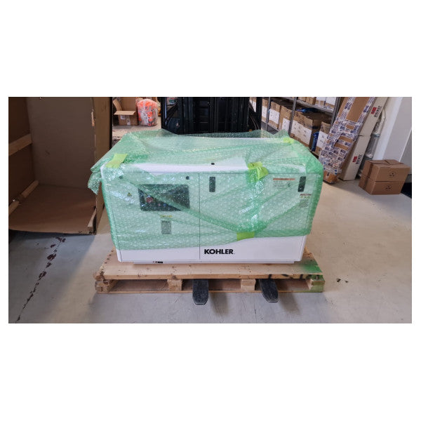 مولد ديزل بحري من كوهلر 20.5 كيلو فولت أمبير 1500 دورة في الدقيقة 50 هرتز 230 فولت مع واقي صوت