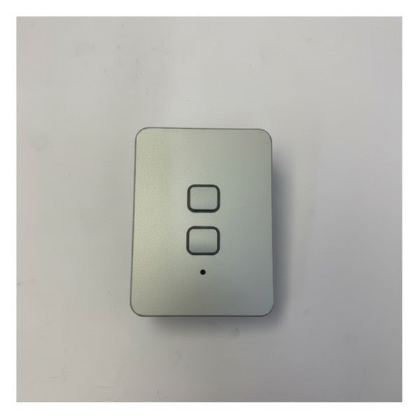 Elan Marine 2-knaps vippekontaktpanel til yachtens elektriske systemer 