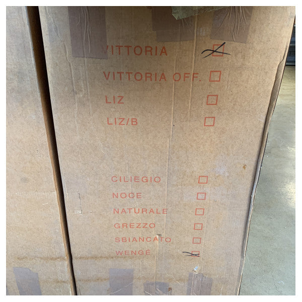 كرسي بولترونا فراو فيتوريا فيتوريا وينجي بني جلد عالي الجودة