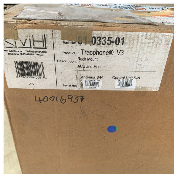 نظام الأقمار الصناعية البحرية KVH TracPhone V3 Silver VSAT للتواصل الموثوق للسفن 