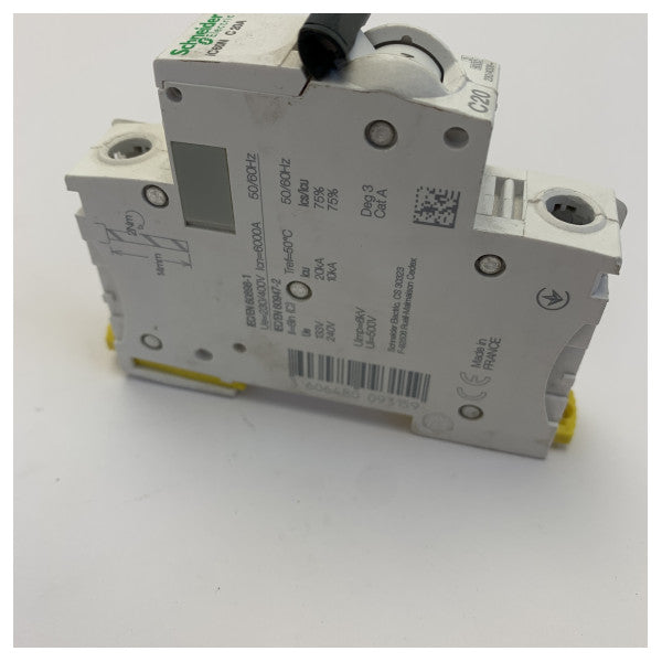 Disjuntor Schneider Electric iC60N C20A 4P 20A A9F74420 - Grau Marinho 