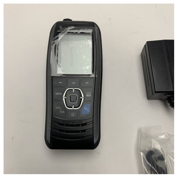 Güvenilir İletişim için DSC'li Icom IC-M93D Su Geçirmez VHF El Deniz Telsizi