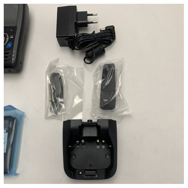 Güvenilir İletişim için DSC'li Icom IC-M93D Su Geçirmez VHF El Deniz Telsizi