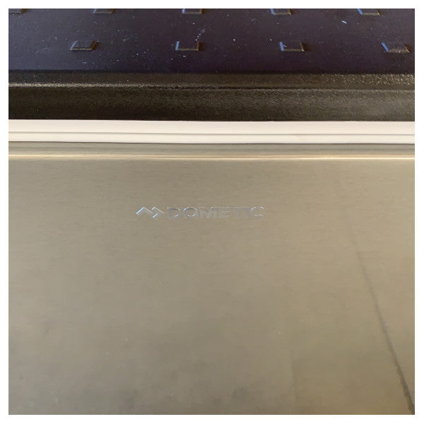 Dometic KX40G Absorptionskühlbox 40L - 12V/230V/Gas - Für Boot & Camping - 9600028410 