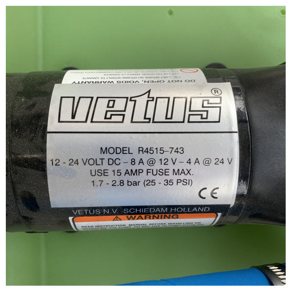 Vetus DWSC08824 88L 24V dricksvattensystem med tank och pump 