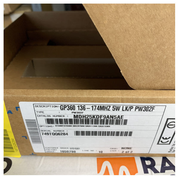 Radio marittima portatile VHF Motorola GP360 a 2 vie - 5W 136-174MHz 