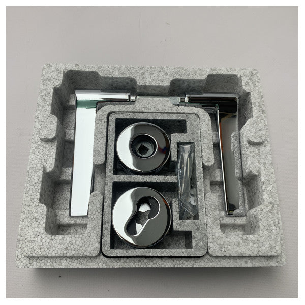 أوليفاري لاما M107RY8CR مقبض رافعة من الكروم اللامع