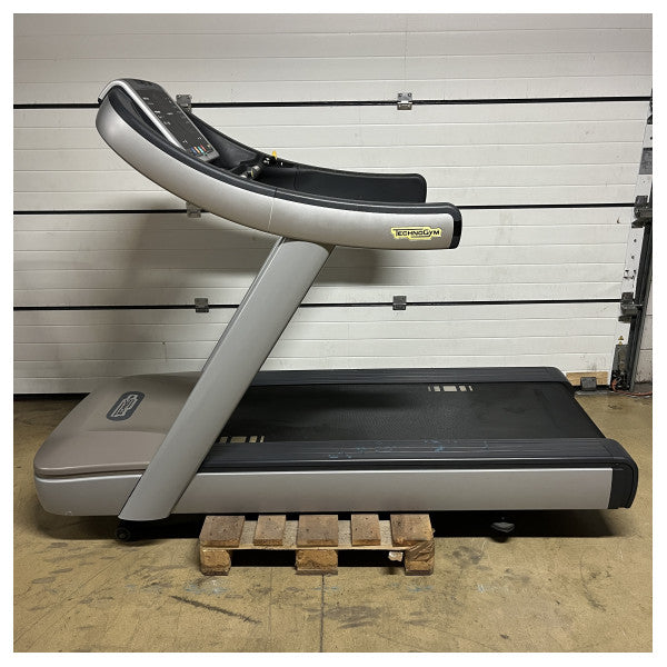 Unused Technogym Run Now 900 treadmill grey LED